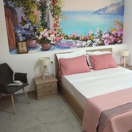 Landscape Luxury Flat Psyrri Square Apartment Атина Екстериор снимка